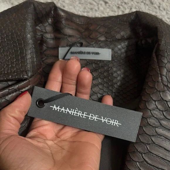 Maniere De Voir Elegant Brown Cropped Jacket - Picture 2 of 4